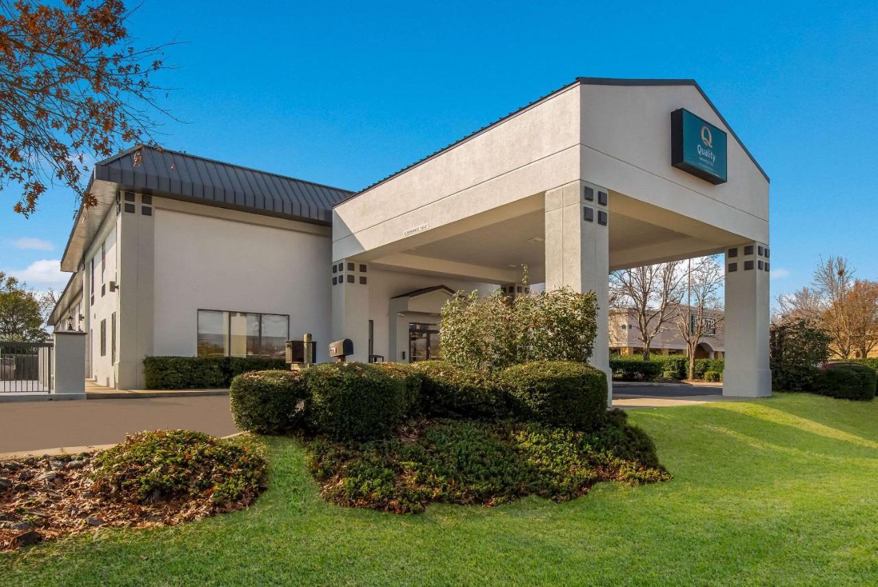 Quality Inn & Suites Aiken Exteriör bild